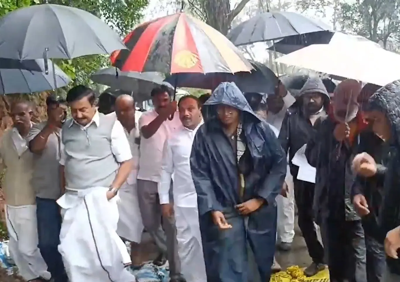 What’s Happening in the Nilgiris? 17 Houses Damaged and 275 Residents Evacuated!