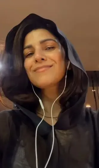 Nimrat Kaur cycles to aarti beats in gym to burn festival calories