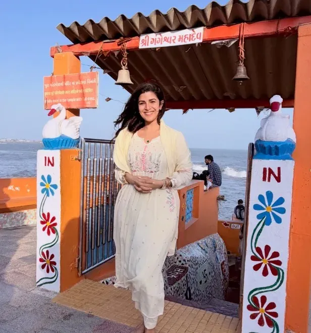Nimrat Kaur visits Gangeshwar Mahadev Temple in Diu on Sawan Shivratri