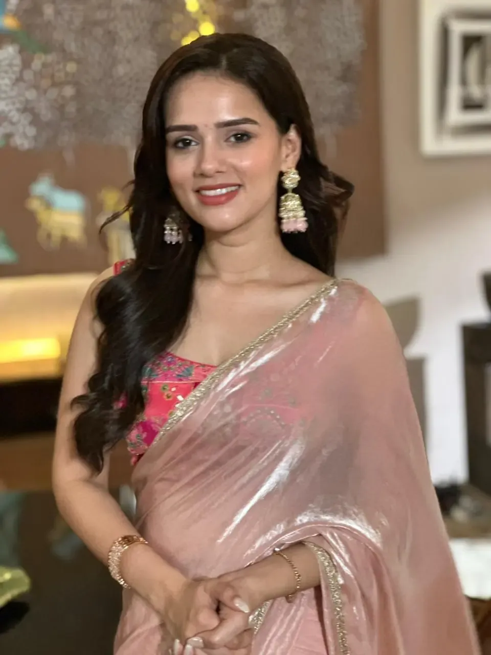 How does Nishi Saxena's role in ‘Vasudha’ bring her creative fulfillment?