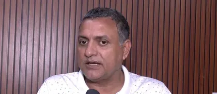 'निशिकांत दुबे आकंठ भ्रष्टाचार में डुबे हुए व्यक्ति', नेहरू के खिलाफ टिप्पणी पर राजद सांसद ने किया पलटवार