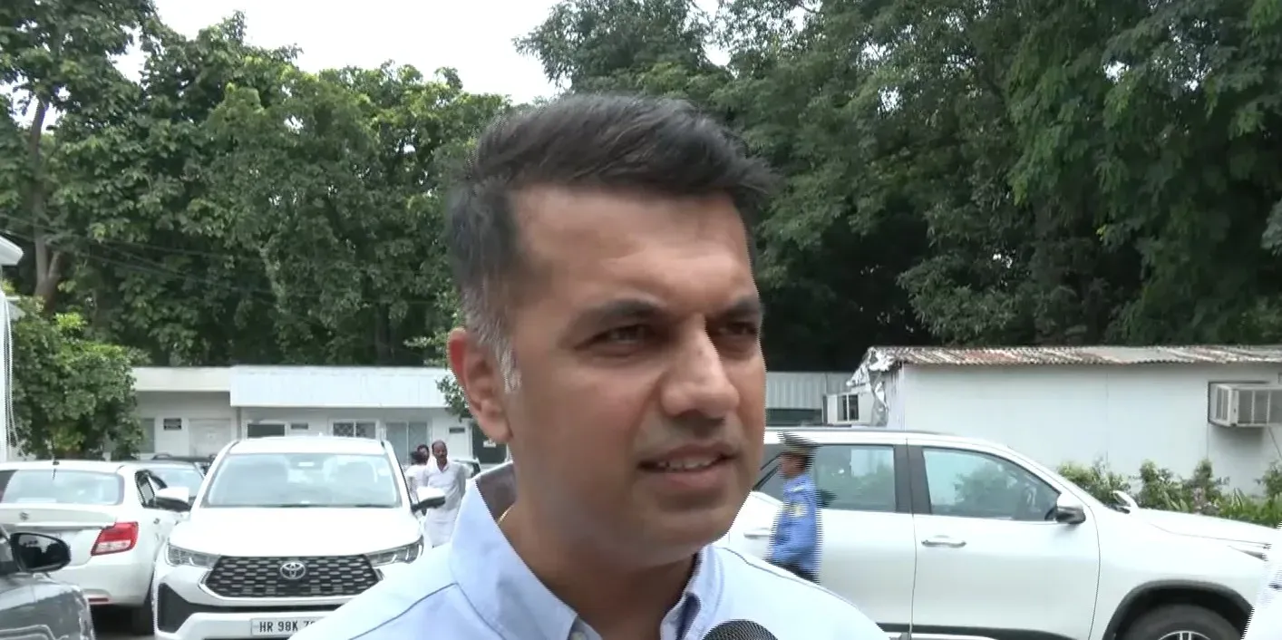 निशु आजाद मामला: कांग्रेस नेता अभिषेक दत्त बोले — गुंडों के संरक्षकों पर हो सख्त कार्रवाई