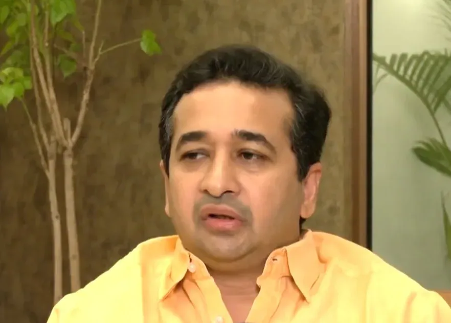 नितेश राणे का हिजाब-बुर्के पर बड़ा बयान: महाराष्ट्र सरकार प्रतिबंध पर विचार कर सकती है