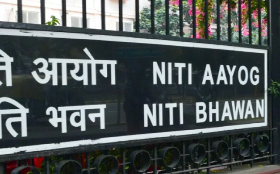 NITI Aayog Investment Friendliness Index 2025: Gujarat, Maharashtra, TN lead