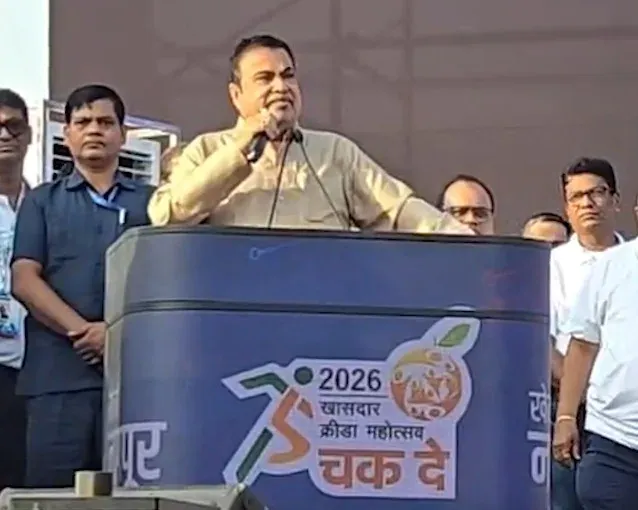 नितिन गडकरी ने नागपुर में 'खासदार क्रीड़ा महोत्सव 2026' का उद्घाटन किया, सुनील शेट्टी रहे मुख्य अतिथि