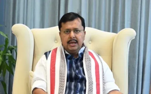 National Handloom Day 2025: BJP chief Nitin Nabin backs weavers, 'vocal for local'