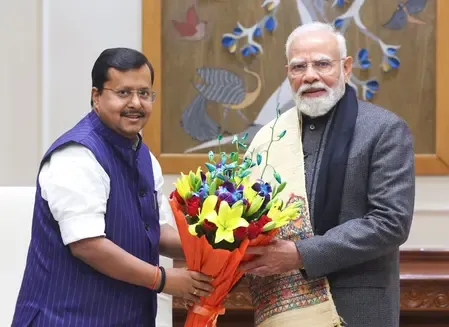नितिन नबीन ने जब पीएम मोदी से सीखा कार्यकर्ताओं से जुड़ाव और संगठन की जड़ों को मजबूत करने का महत्व