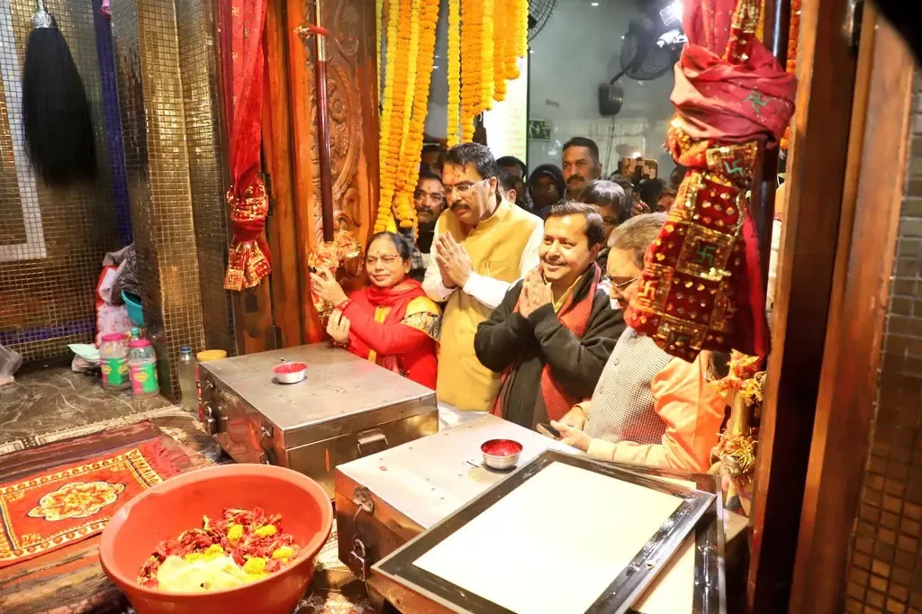 Did Nitin Nabin Offer Prayers at Goddess Kali, Durga, and Akhandvasini Temples in Patna?