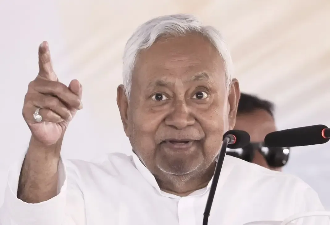 Nitish Kumar Graces Chirag Paswan's Iftar Celebration in Patna