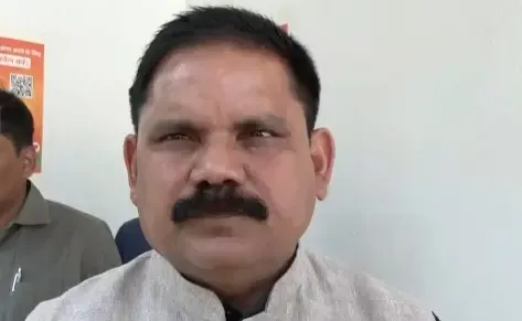 नीतीश कुमार दिल्ली में रहकर बिहार के विकास कार्यों पर ध्यान देंगे: सतीश चंद्र दुबे