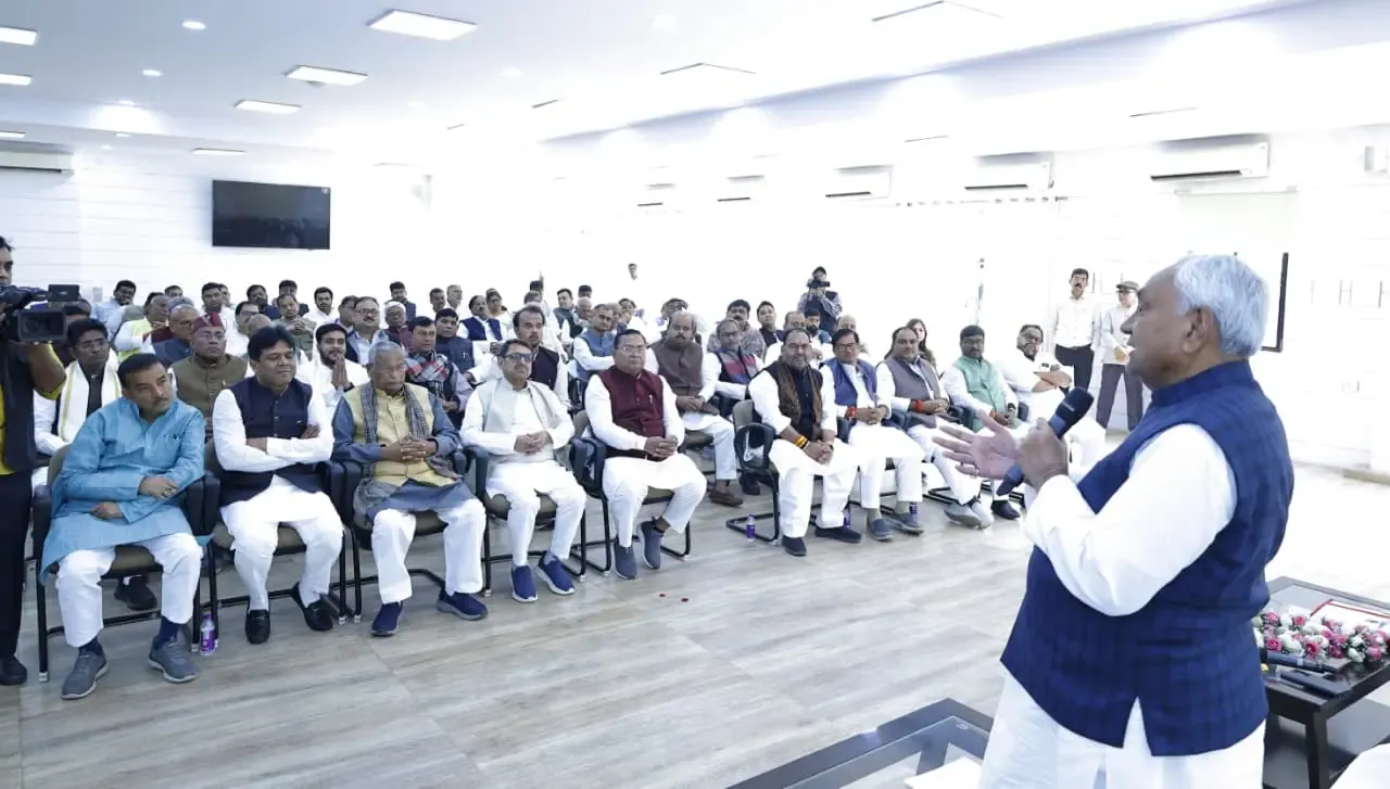 Is Nitish Kumar Set to Lead JD(U) Once Again Ahead of Bihar Government Formation?