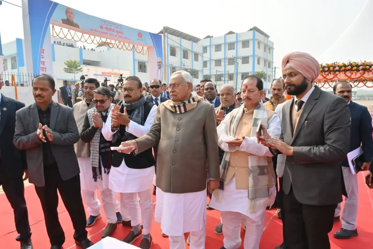 Nitish Kumar Unveils 69 Development Projects Valued at ₹299.56 Crore