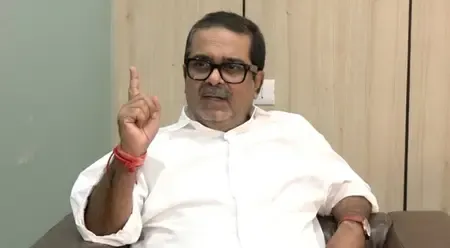 नीतीश कुमार का अनुभव काफी, प्रधानमंत्री पद से कम पर नहीं करना चाहिए समझौता: अवध ओझा (आईएएनएस इंटरव्यू)