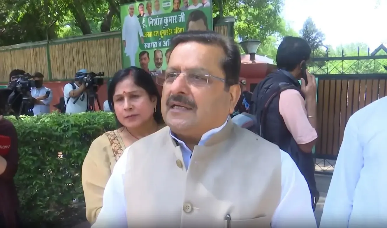 नीतीश कुमार के राज्यसभा में शामिल होने पर जदयू की मिली-जुली प्रतिक्रियाएं