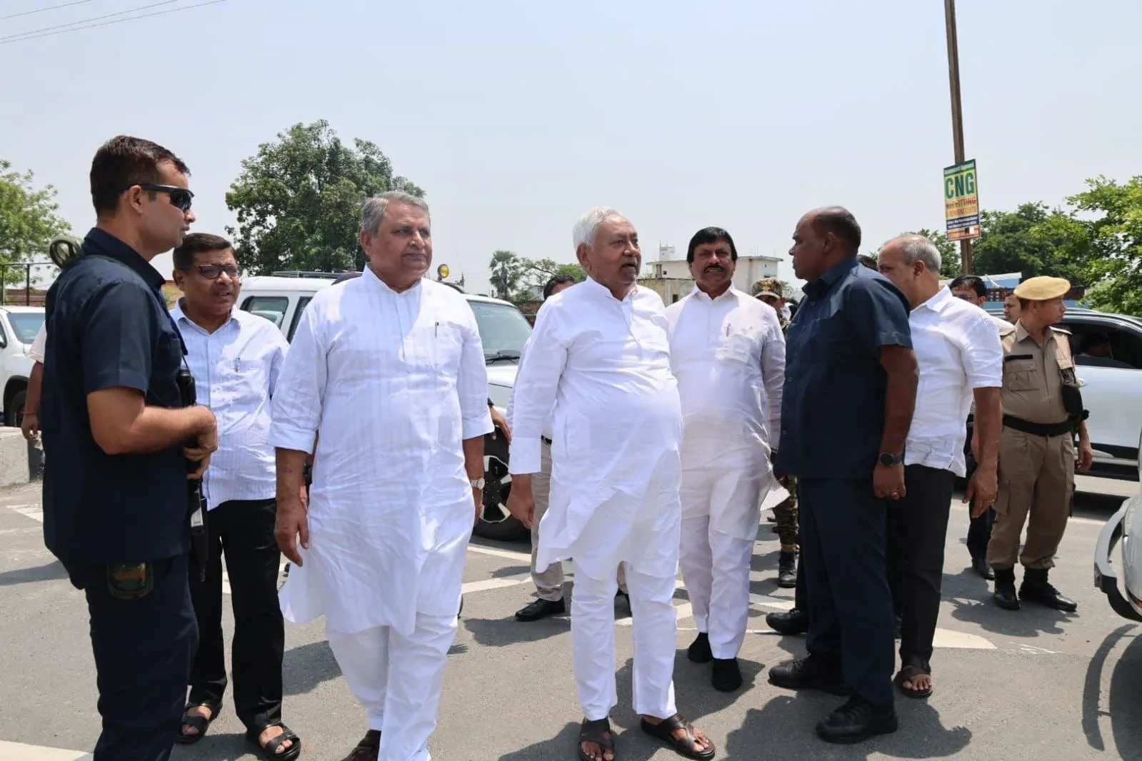 Nitish Kumar Meets JD(U) Workers During Rajgir Visit