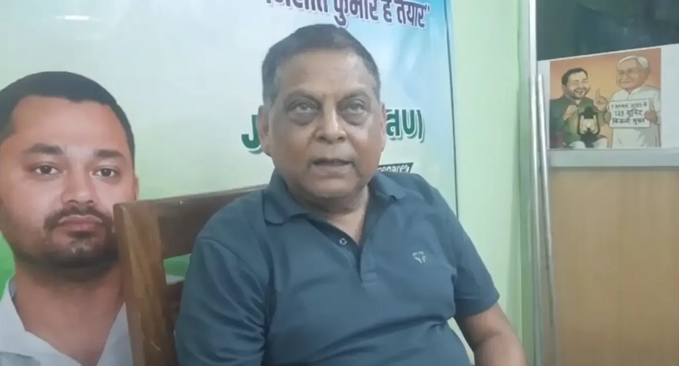 <b>नीतीश कुमार</b> का इस्तीफा: <b>नीरज कुमार</b> ने पेश की नई <b>मिसाल</b>