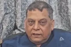 क्या नीतीश कुमार ‘विकास’ के लिए और तेजस्वी ‘परिवारवाद’ के लिए काम करते हैं: नीरज कुमार?