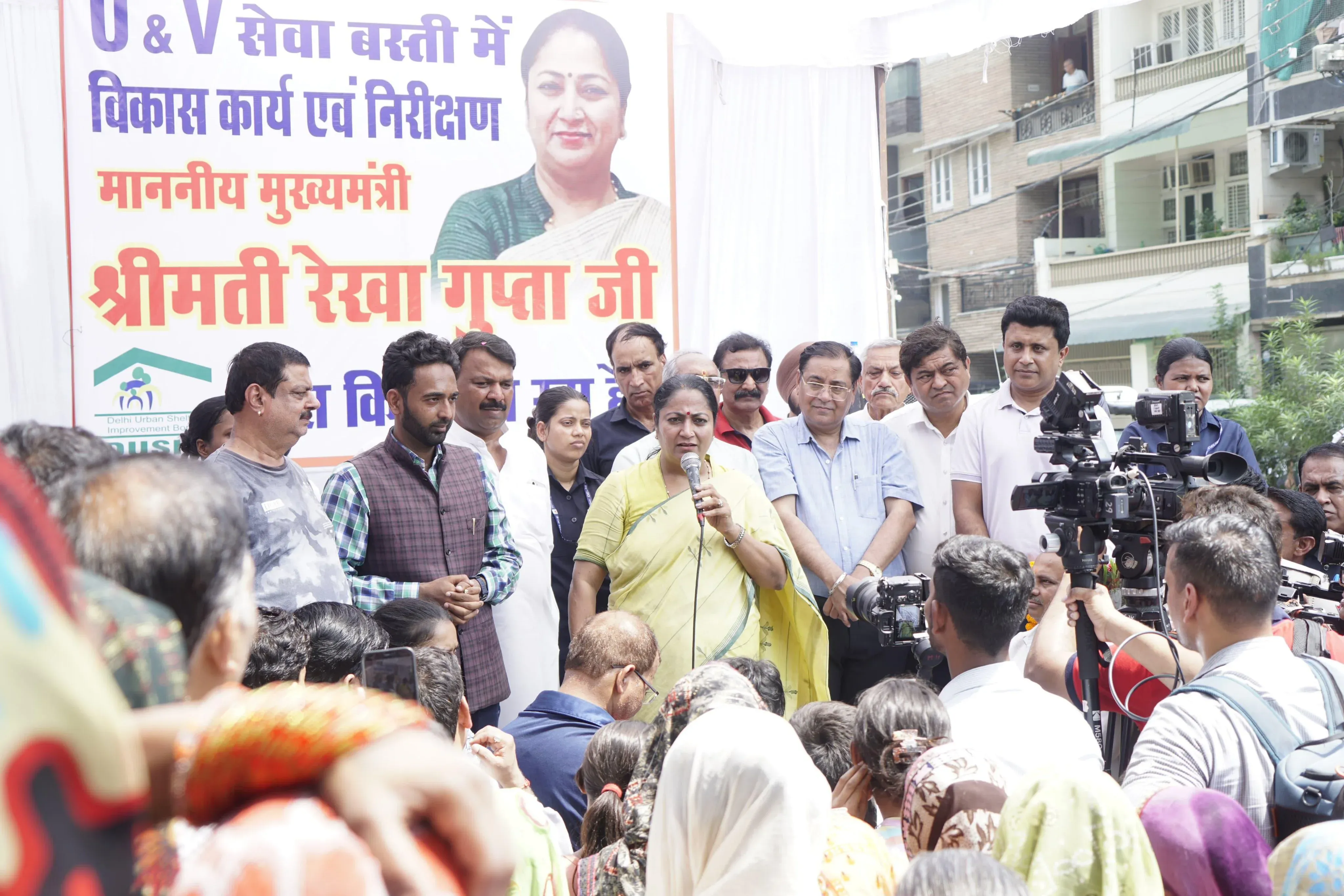 Is There No Demolition Threat to Slums in Delhi? CM Rekha Gupta Answers!