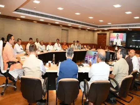 Rajasthan's CM Assures No LPG Shortage After All-Party Conference