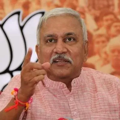 BJP's Narayanan Thirupathy: No issue singing Tamil Nadu state song first