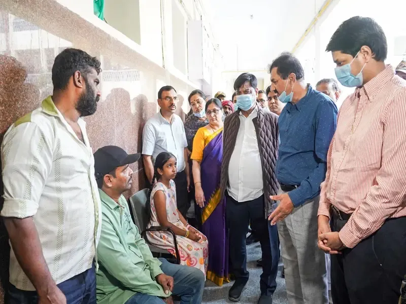 Should We Be Concerned? K'taka Minister Addresses Foul Play Speculations on Mysuru Helium Blast as Death Toll Reaches 2