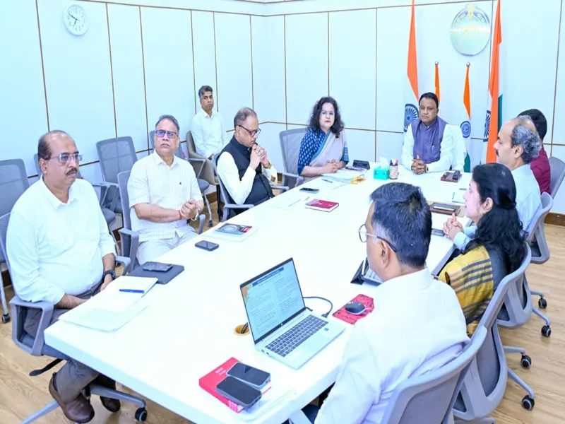 Odisha's CM Takes Action Against Black Marketing of Fuel and LPG