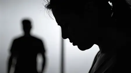 नोएडा : अपर आयुक्त पर महिला अधिकारियों ने लगाए गंभीर आरोप, सीएम योगी से कड़ी कार्रवाई की मांग