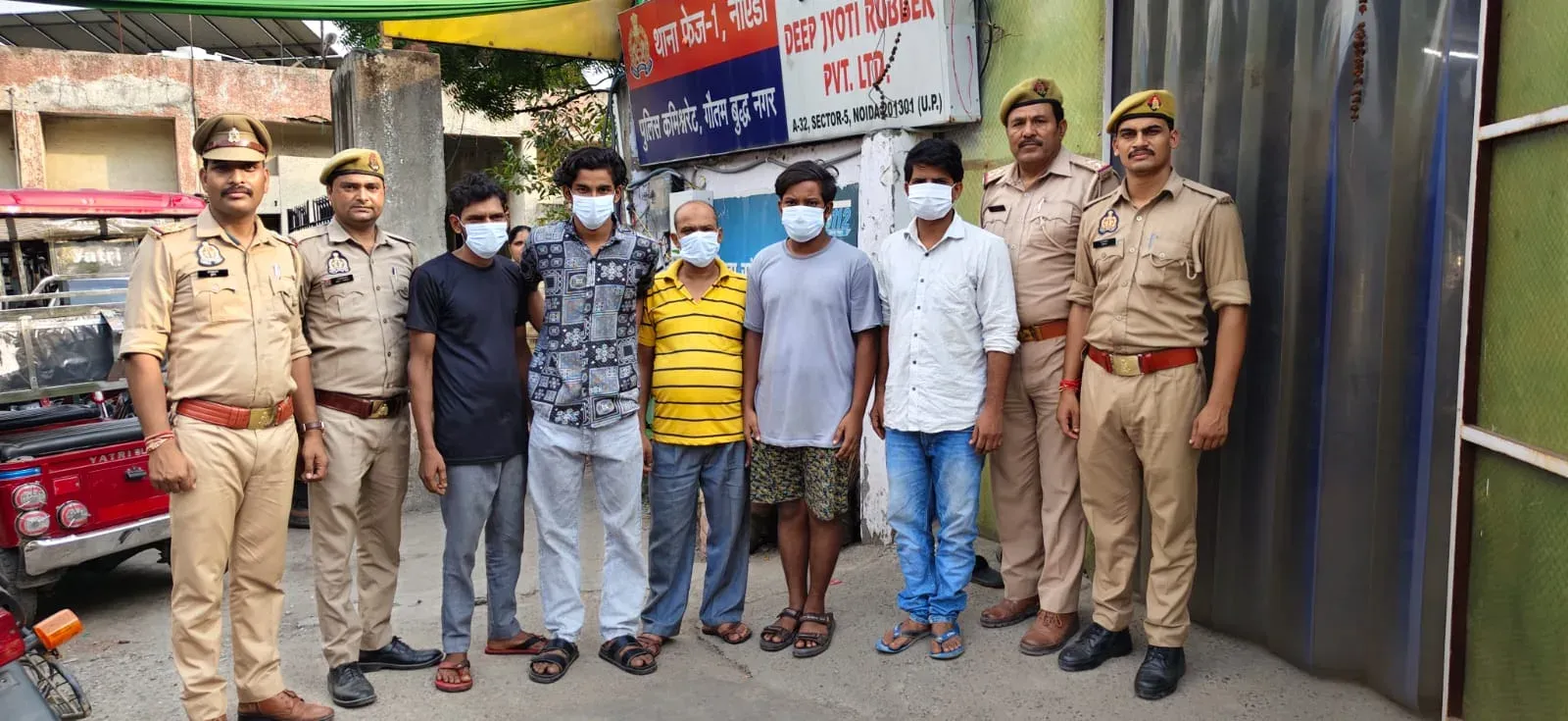 नोएडा: चोरी के संदेह में युवक की पीट-पीटकर हत्या, पाँच आरोपी गिरफ्तार; पोस्टमार्टम से होगा खुलासा