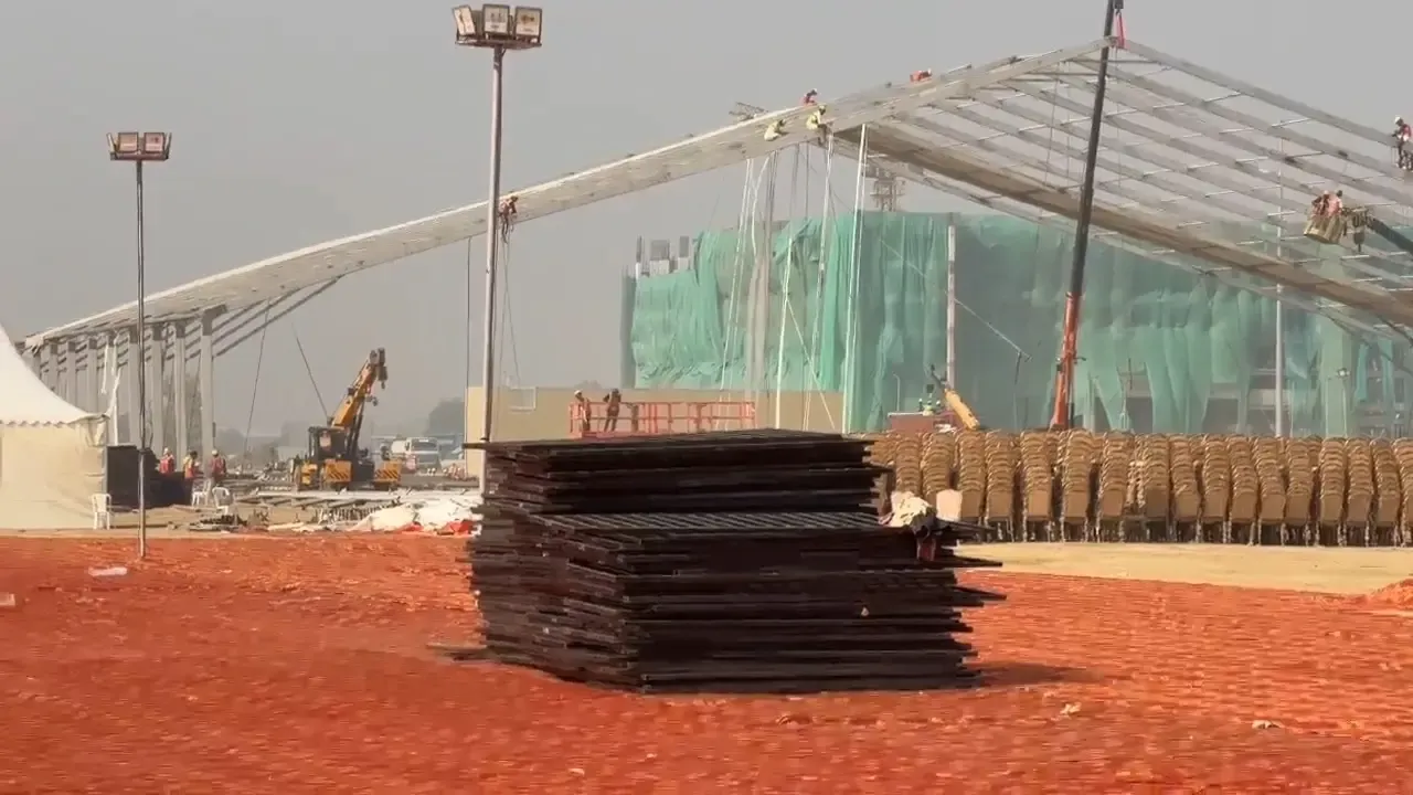 क्या नोएडा इंटरनेशनल एयरपोर्ट संचालन के लिए तैयार है? पीएम मोदी के कार्यक्रम की तैयारी तेज