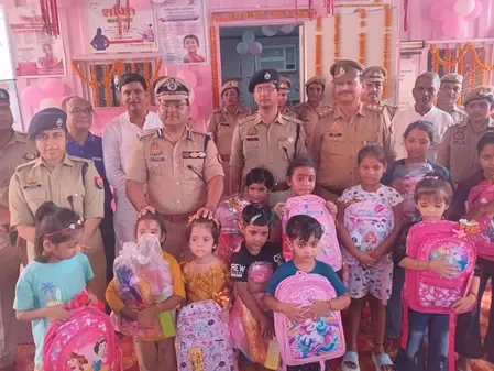 नोएडा में महिला सुरक्षा को मिला नया सशक्त आधार, दो नए पिंक बूथों का शुभारंभ