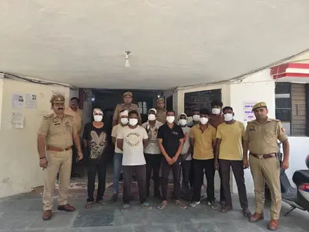 नोएडा: पारिवारिक विवाद ने लिया हिंसक रूप, दोनों पक्षों के 11 लोग गिरफ्तार