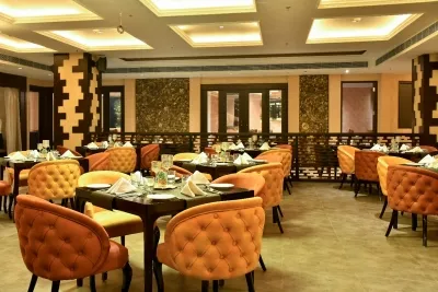 क्या नोएडा में रेस्तरां-बार की जांच नए साल के जश्न से पहले जरूरी है?