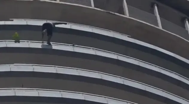 Noida: Man jumps to death from 43rd floor of Supernova tower