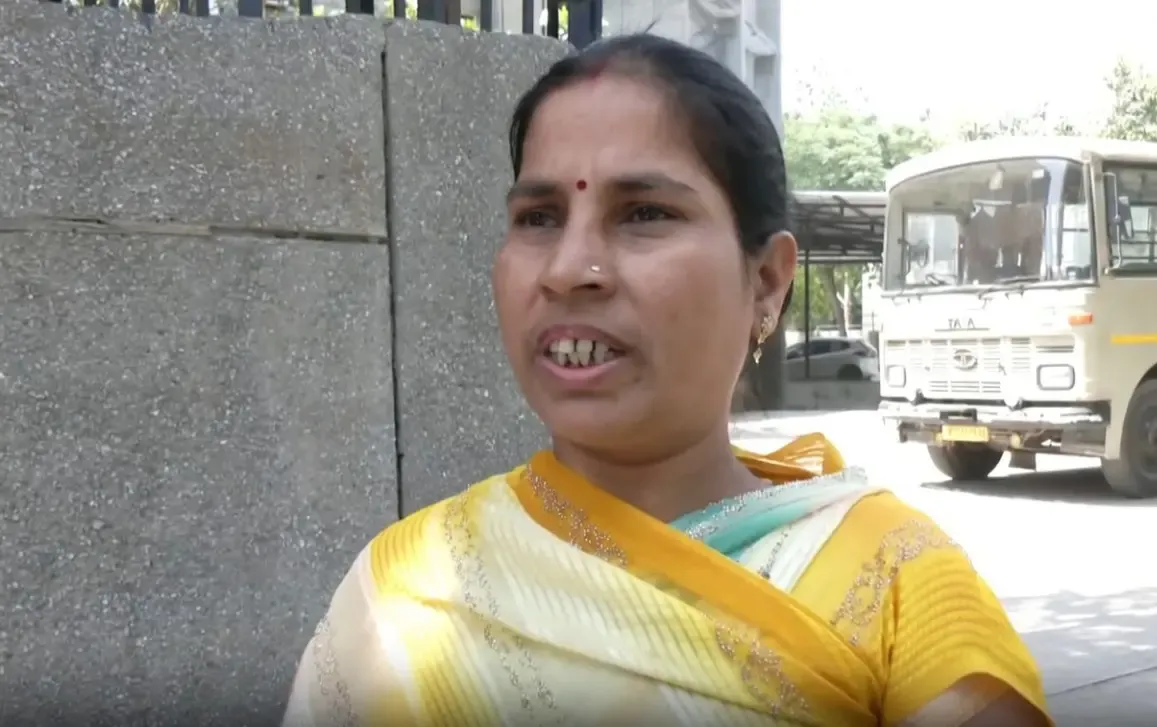 नोएडा में श्रमिक उपद्रव के बाद गिरफ्तार व्यक्तियों के परिजनों ने पुलिस पर उठाए सवाल