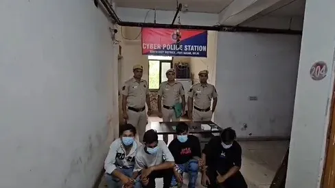 दिल्ली साइबर पुलिस ने फर्जी कॉल सेंटर का भंडाफोड़ किया, ₹1.31 लाख की ठगी में 6 गिरफ्तार