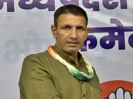 Congress Slams MP Government for Betraying Farmers' Welfare