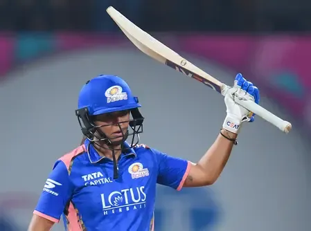 Is it challenging to set the field for Harmanpreet?