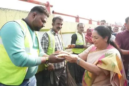 How Did Delhi CM Rekha Gupta Critique Previous Governments on the First Anniversary?