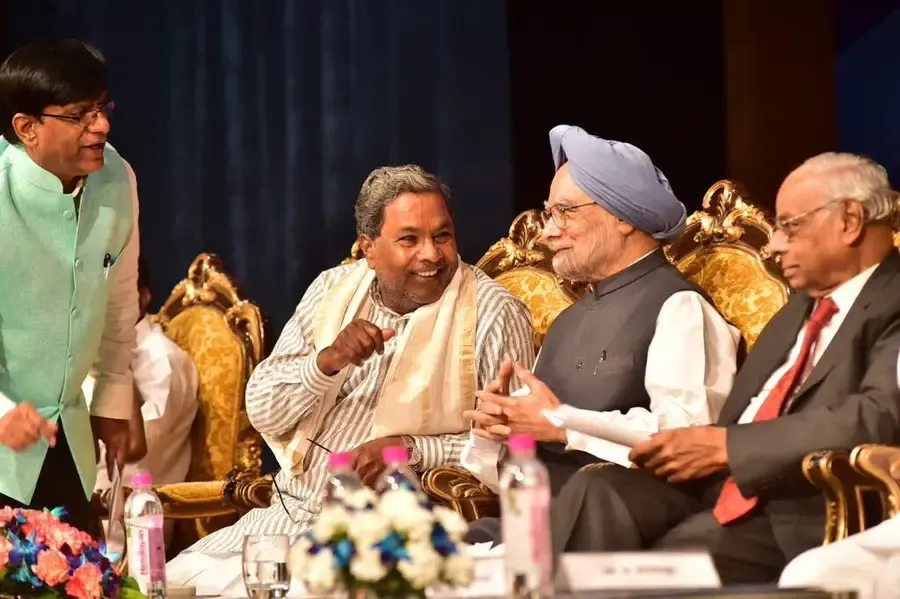 Siddaramaiah Calls Late PM Manmohan Singh's Journey a Remarkable Legacy