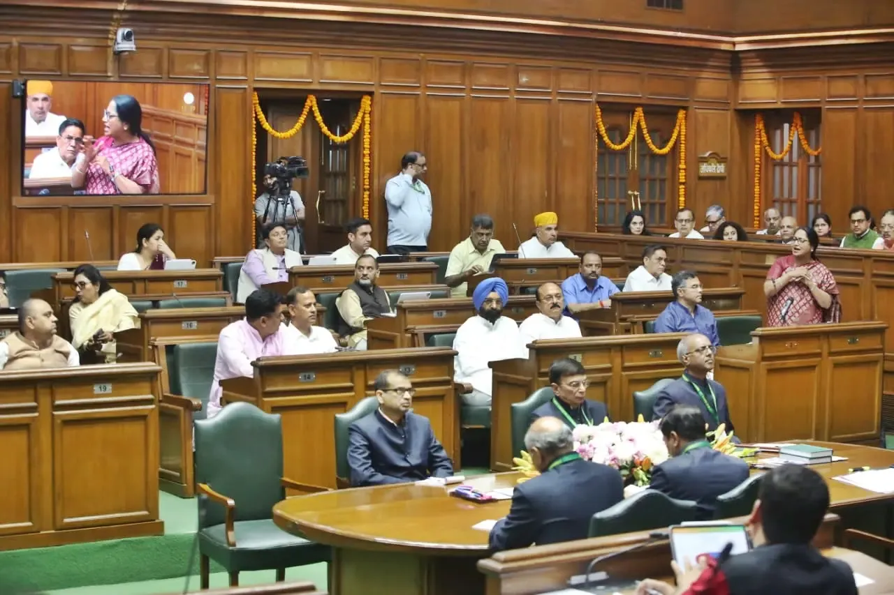 Ayushman Bharat Scheme Launches in Delhi; CM Rekha Gupta Allocates ₹2,144 Crore