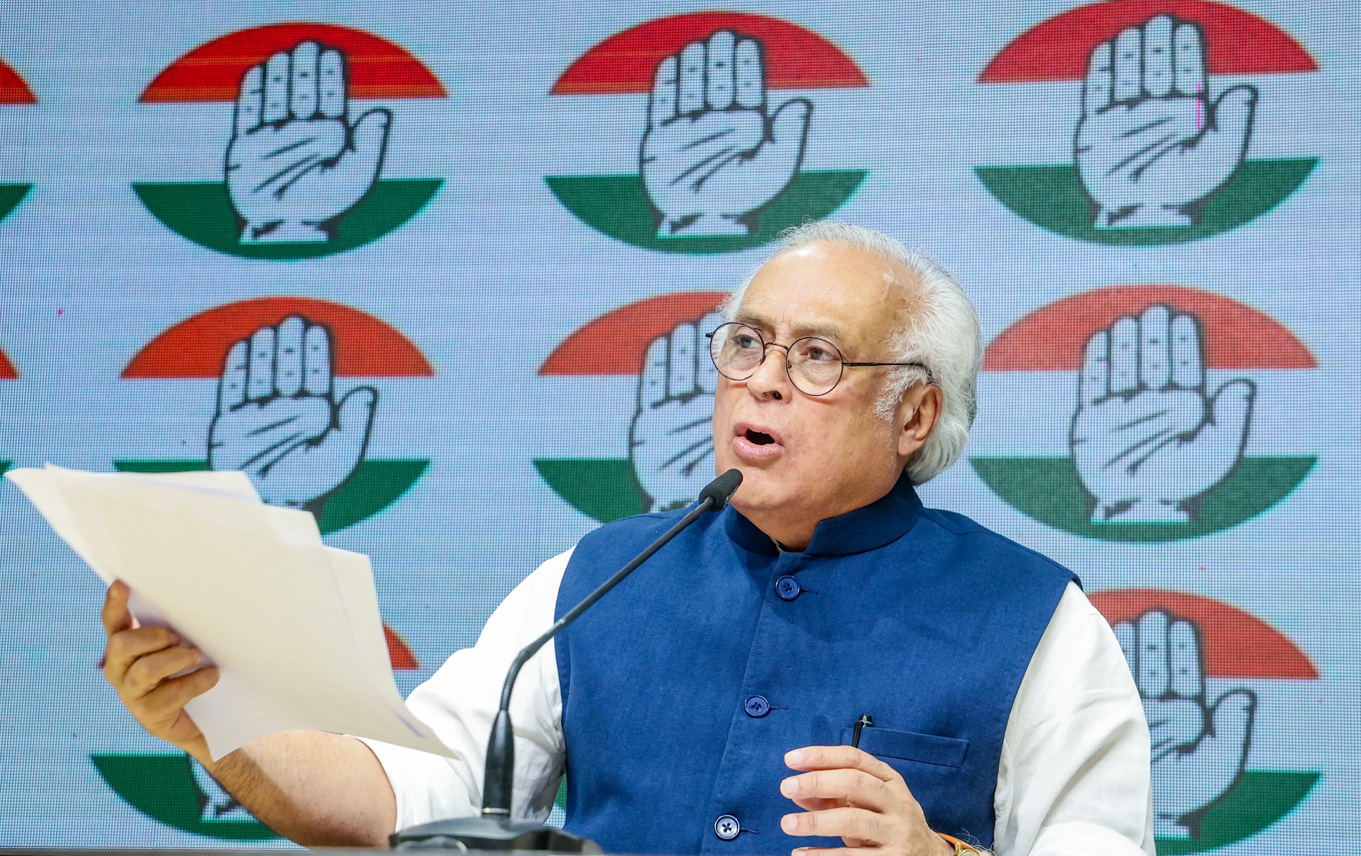 Congress Critiques India's Diplomacy Amid US-Iran Ceasefire
