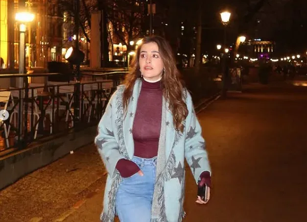 Nupur Sanon calls husband Stebin Ben 'annoyingly good at photography' in Helsinki