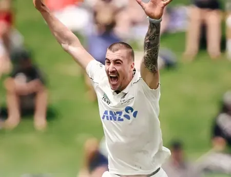 NZ v WI: Tickner stretchered off with suspected shoulder dislocation on Day 1 of Wellington Test 