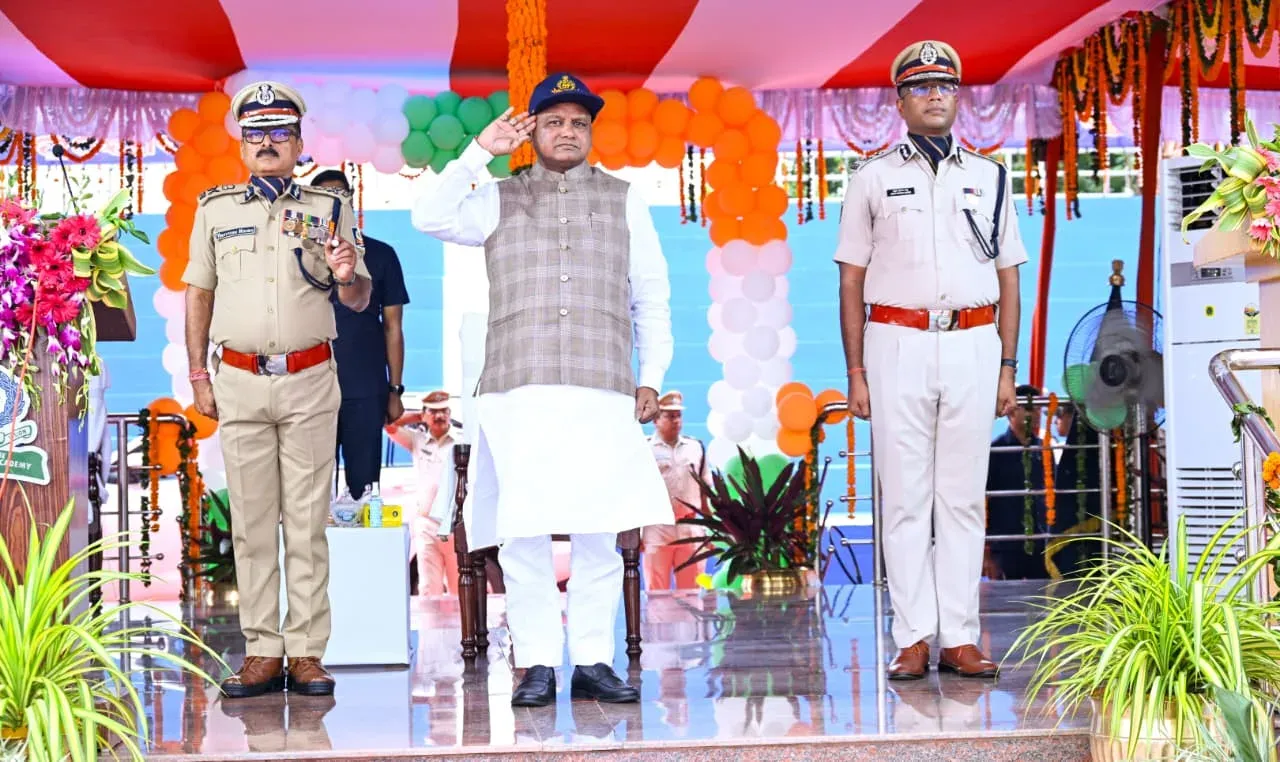 Odisha CM Majhi addresses 336 new SIs: Zero corruption, smart policing