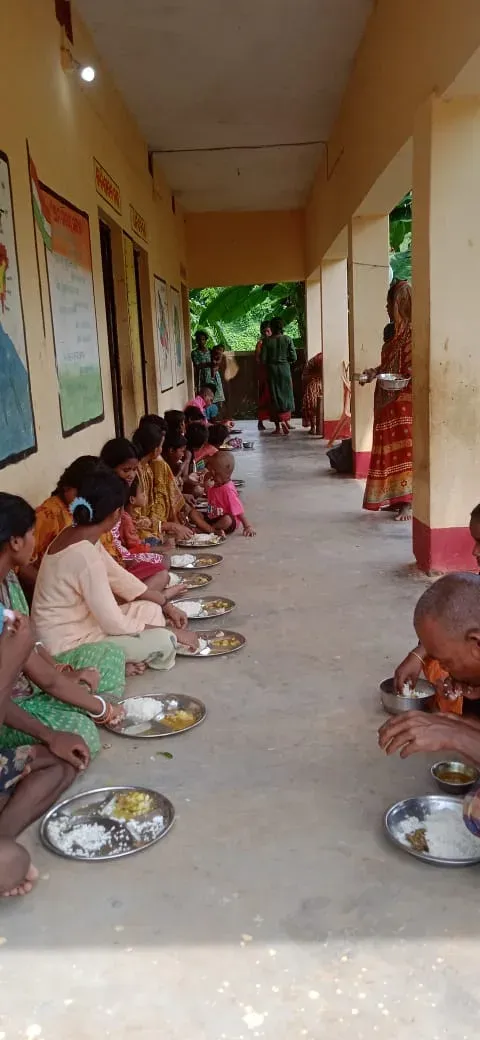 Odisha CMO: Flood Evacuees and Cattle Moved to Safety