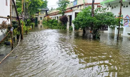 Odisha floods: Works Minister orders war-footing repair of roads, buildings