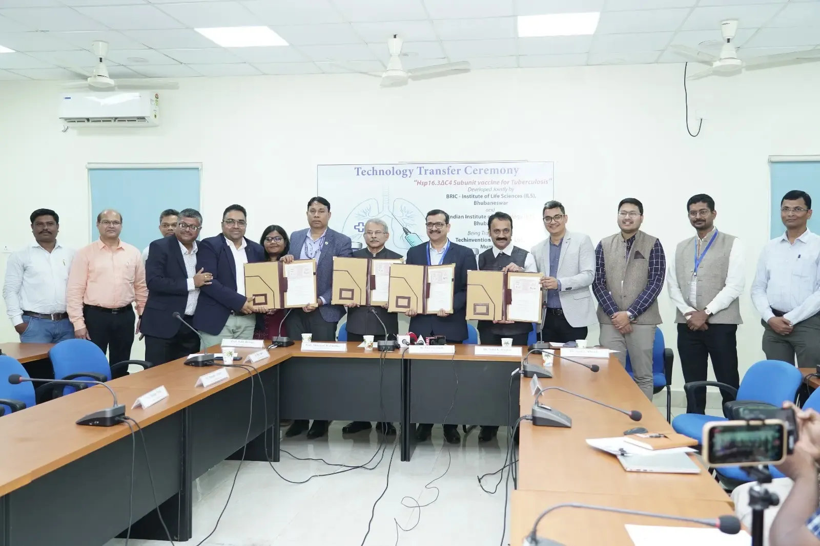 Has IIT Bhubaneswar Signed an Agreement for a Novel TB Vaccine Technology?