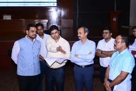 ओडिशा : उद्योग मंत्री संपद स्वैन ने ओडिशा टेक्स 2025 के आयोजन की तैयारियों की समीक्षा की