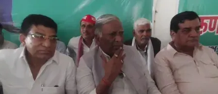 शिव कुमार बेरिया का ओम प्रकाश राजभर पर हमला: ‘टिकट लेकर 30-35 लाख में बेच देते हैं’