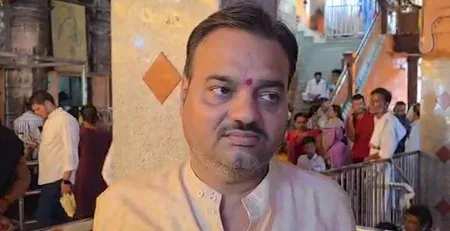 ओंकारेश्वर मंदिर के पुजारी का दावा, दान का प्रबंधन पूरी तरह पारदर्शी